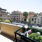 Casa Farnesina - Ponte Milvio